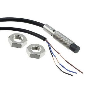 E2B-S08KN04-WP-B2 2M Induktiver Sensor - LITE Linie, Schaltab