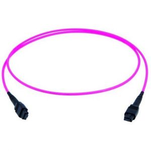 L00831A0006 MPO PC female Patchkabel, violett, G50/1