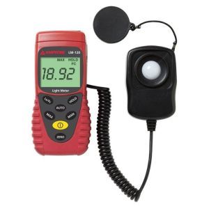 LM-120 LM-120 Digitales Luxmeter mit Data-Hold,