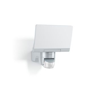 XLED home 2 S silber Sensor-LED-Strahler 13.7 W, 1550 lm, IP4