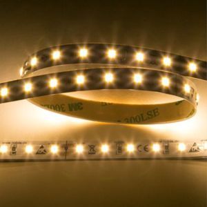 Flexible LED SMD 2835 24V Flexible LED SMD 2835 5m 930 5W/m 24V